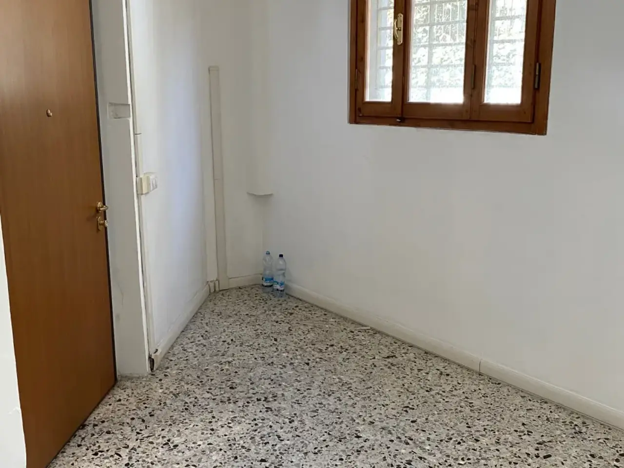 Ufficio in Piazza San Jacopino, Firenze, {3} - Foto 1