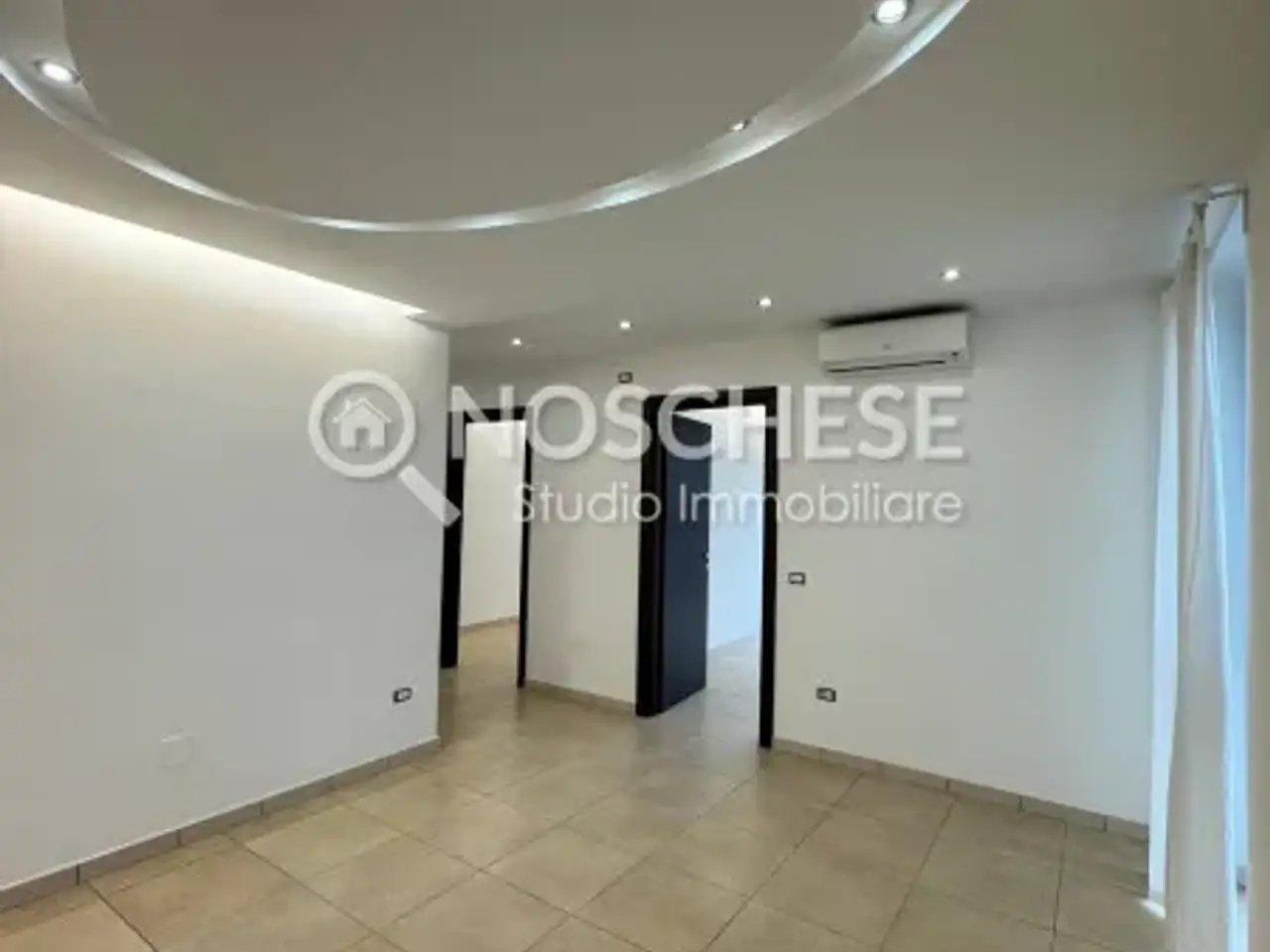 Ufficio in Via Amerigo Vespucci, Pontecagnano Faiano, {3} - Foto 1