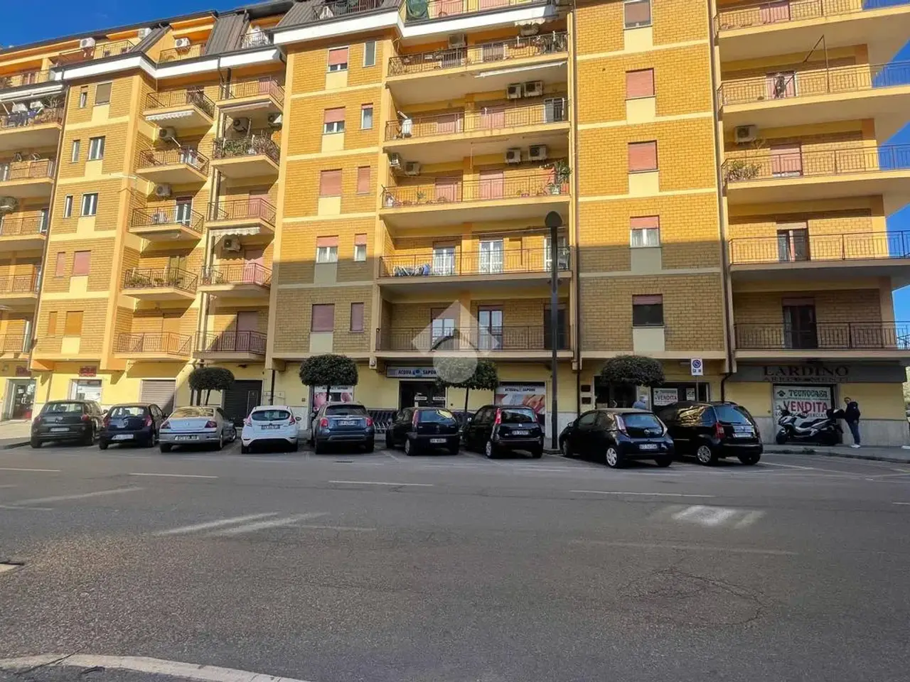 Magazzino in Viale Luca De Rosis 1, Corigliano-Rossano, {3} - Foto 2