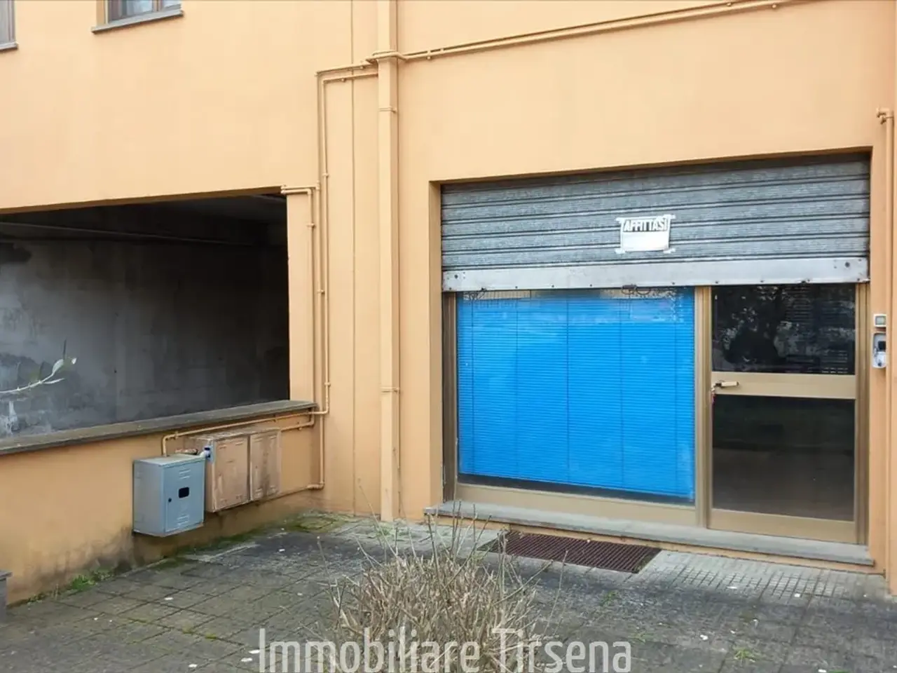 Locale commerciale in , Orvieto, {3} - Foto 2