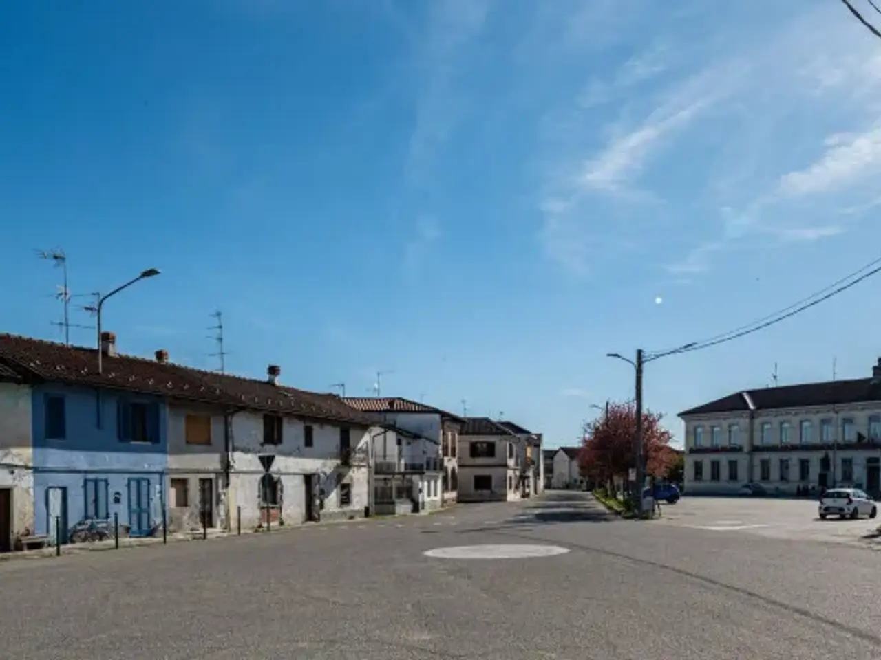 Negozio in Corso C.Montano 40, Fontanetto Po, {3} - Foto 2