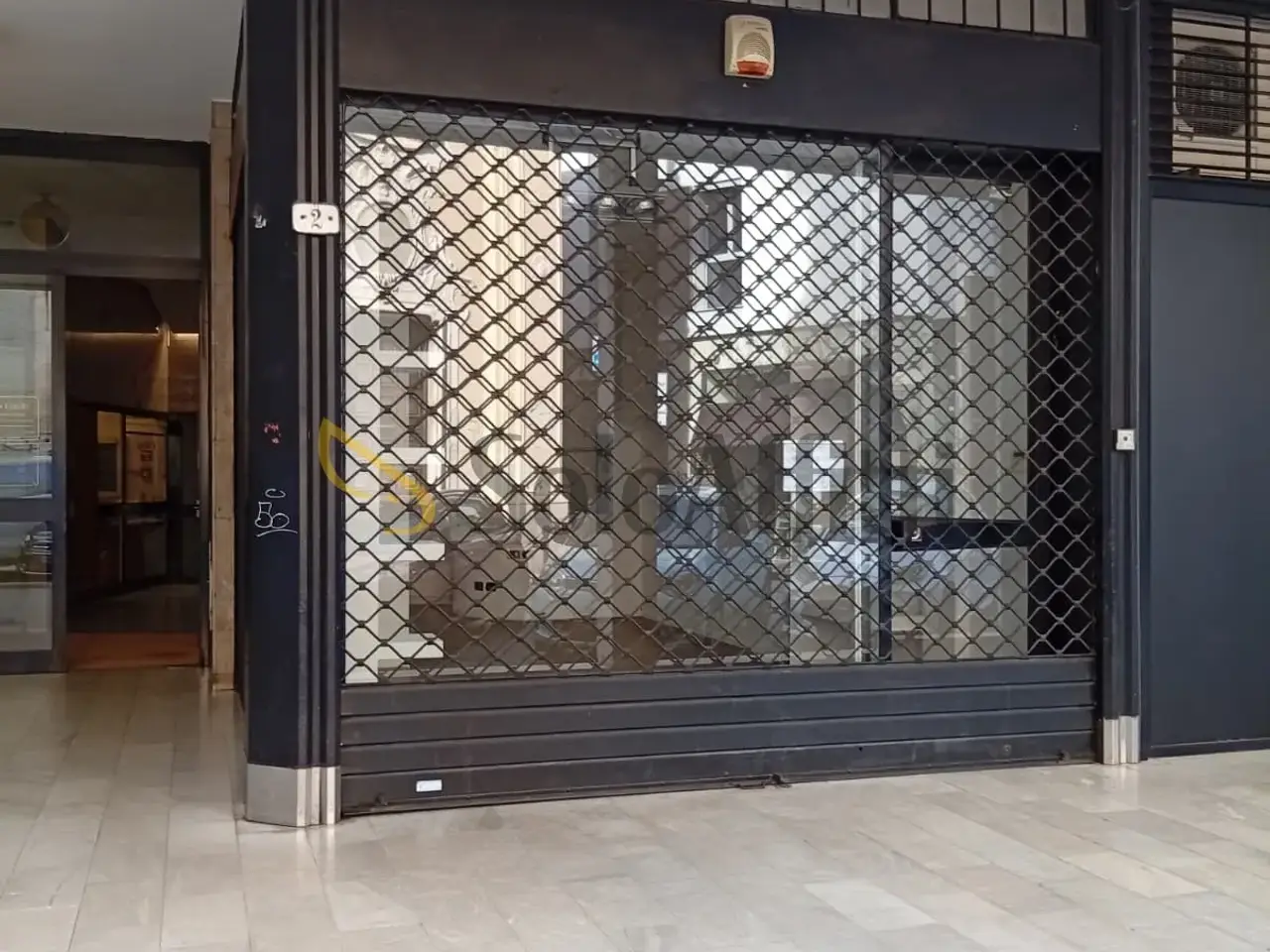 Negozio in , Gallarate, {3} - Foto 2