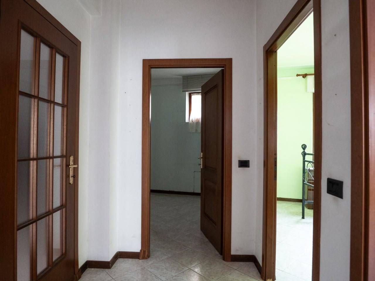 appartamento in vendita a Carrara in zona Sant'Antonio