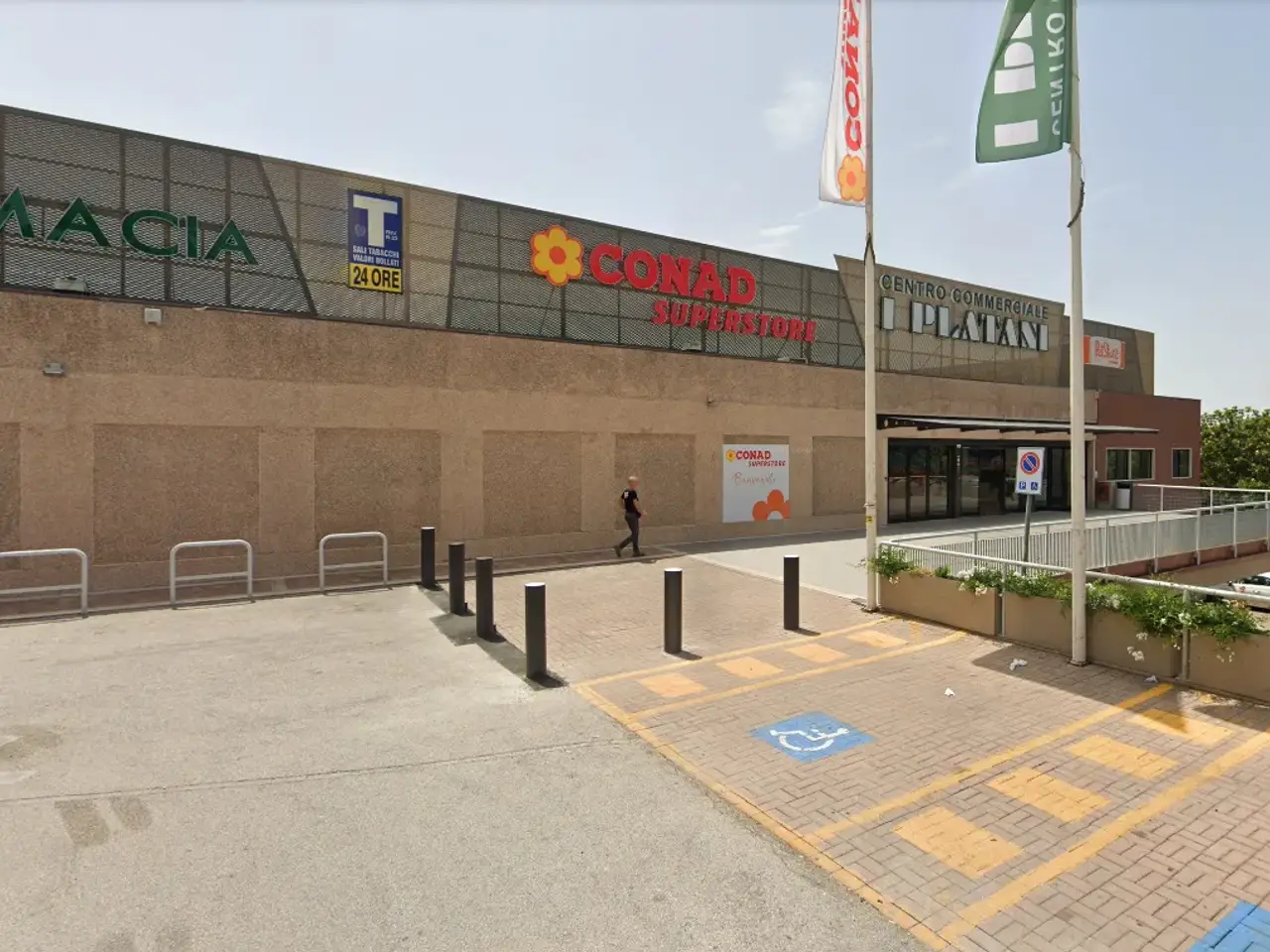 Palazzina commerciale in Via Prenestina Antica 220, Palestrina, {3} - Foto 1