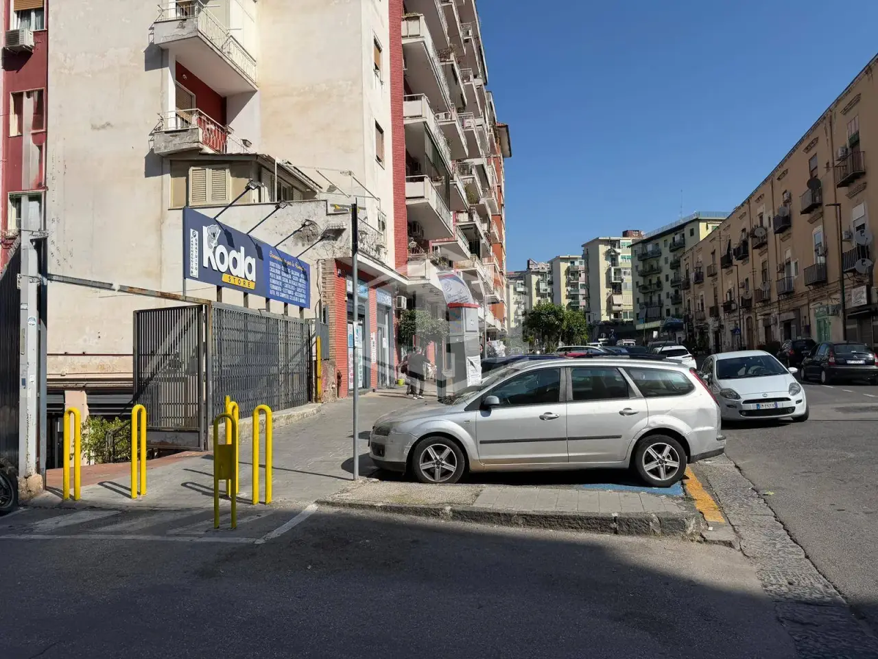 Negozio in Via Consalvo, Napoli, {3} - Foto 1