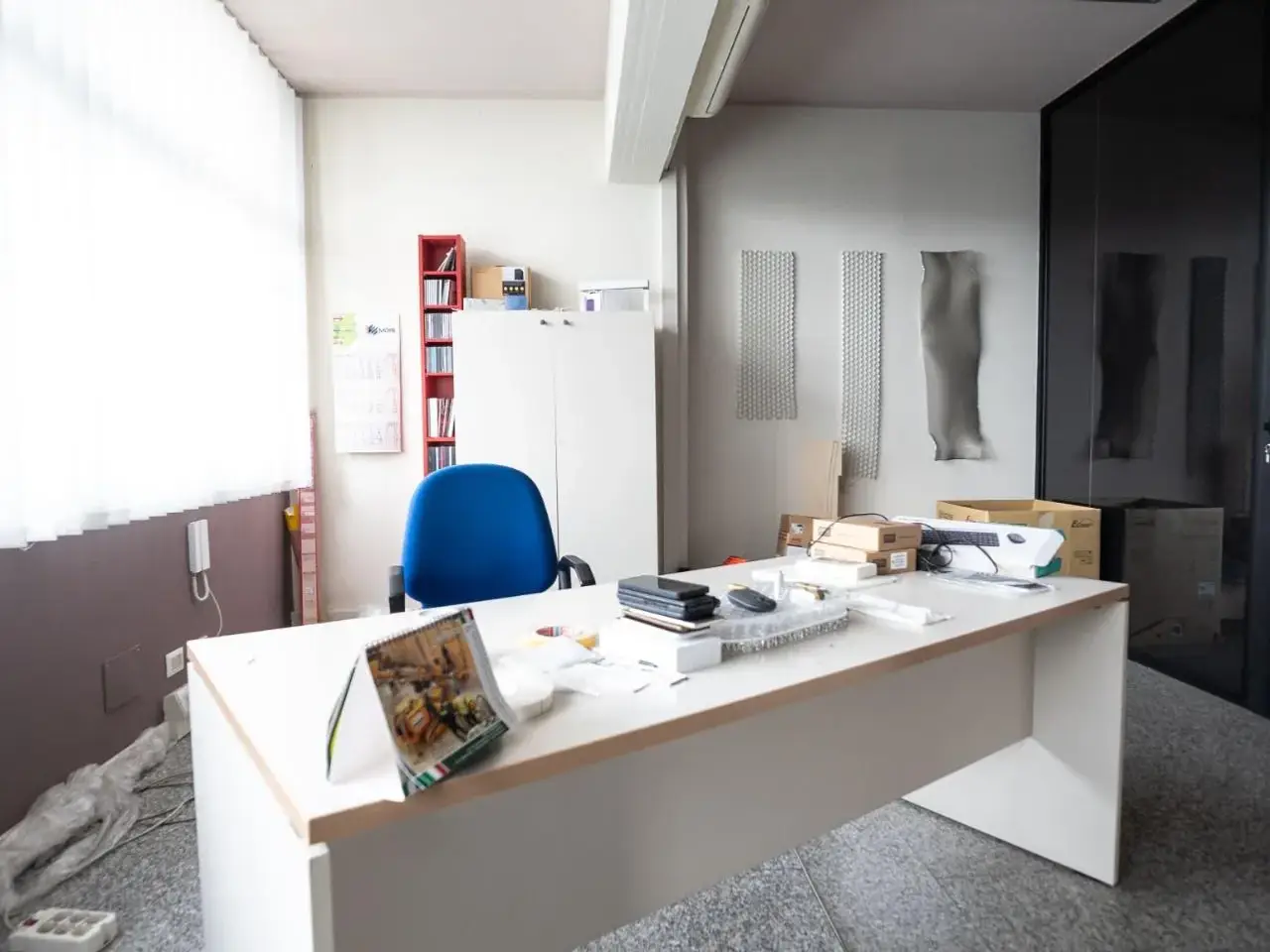 Ufficio in Provinciale Carrara-Avenza 145, Carrara, {3} - Foto 1