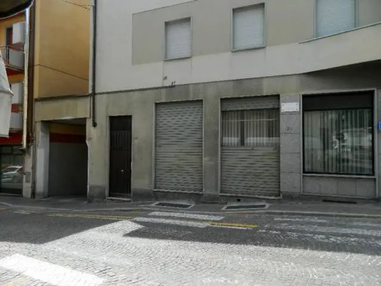 Locale commerciale in Via Trento, Sondrio, Sondrio, Sondrio, {3} - Foto 2