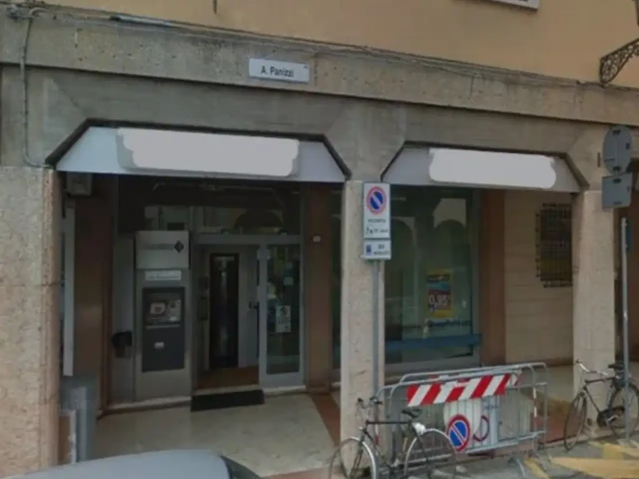 Negozio in Via Panizzi 1, Brescello, {3} - Foto 1