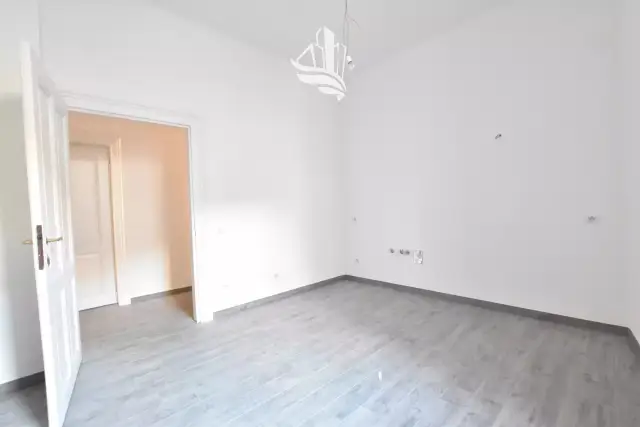 4-room flat in Piazza Domenicani, Bolzano - Photo 1