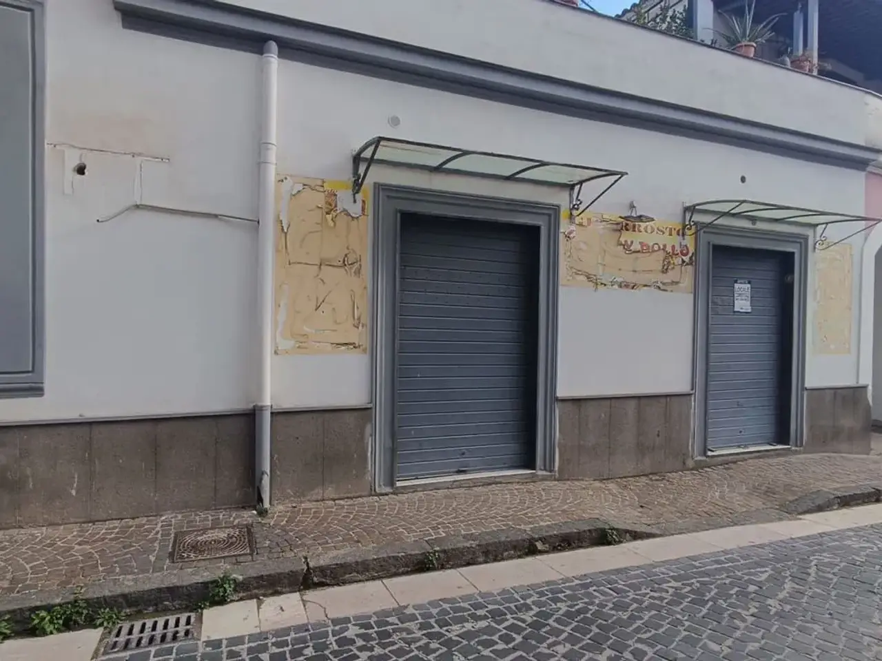 Palazzina commerciale in Via Giordano Bruno 14, Brusciano, {3} - Foto 1