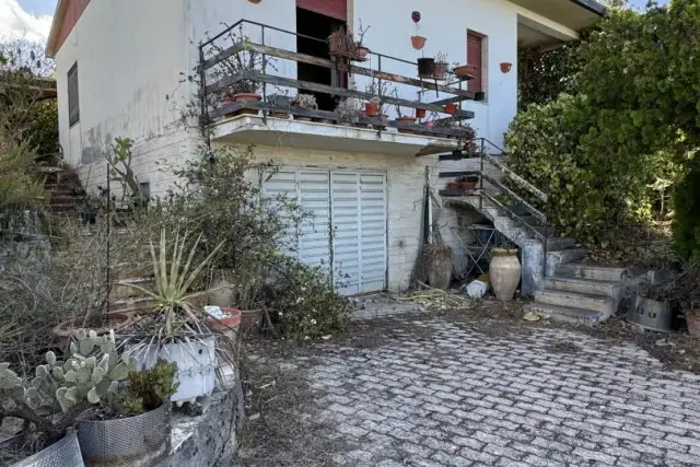 Mansion in Via Enrico Berlinguer E Via Alberto Moravia, Scordia - Photo 1