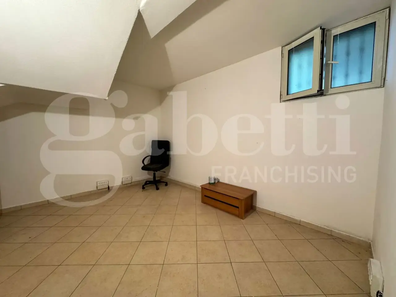 Magazzino in Via Nazionale 192, Tortoreto, {3} - Foto 1