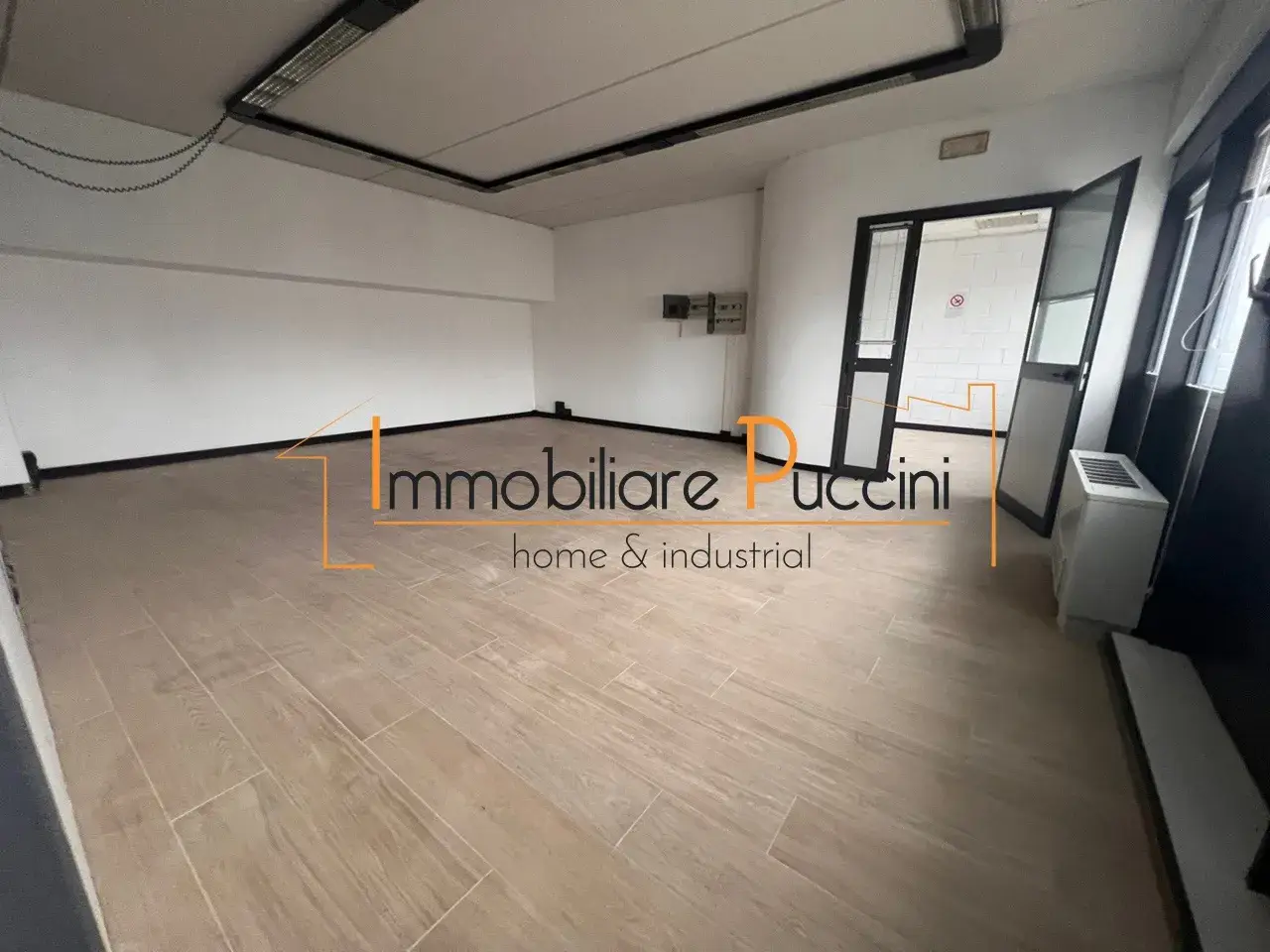 Ufficio in Via Gattinella, Area Industriale Fibbiana - Capalle, La Villa, Il Rosi, Campi Bisenzio, Firenze, Toscana, 50013, Italia, Campi Bisenzio, {3} - Foto 1