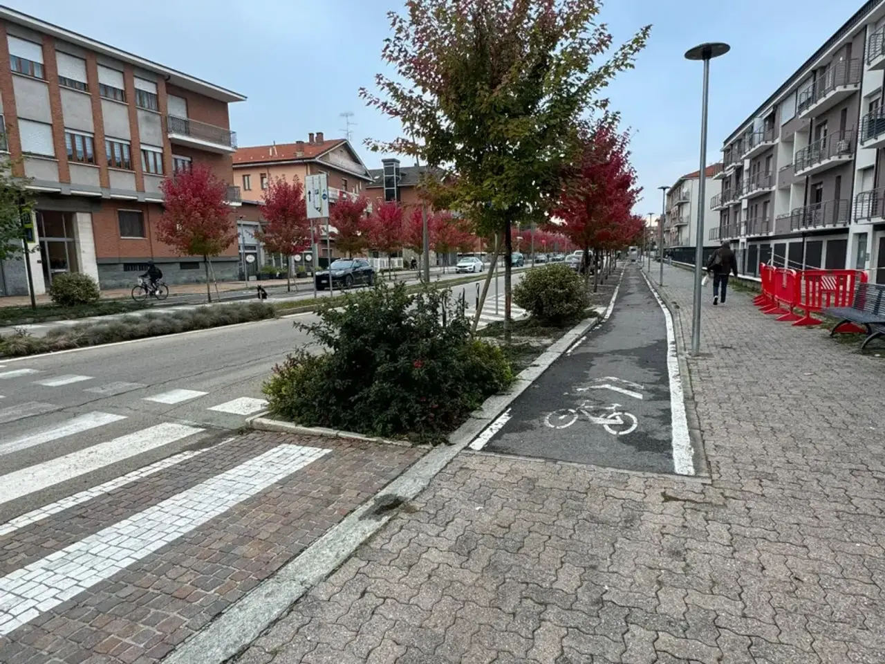 Negozio in Via Aldo Moro, Alba, {3} - Foto 1
