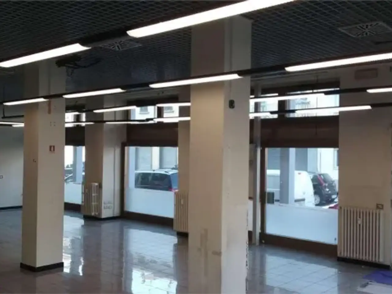Negozio in , Paderno Dugnano, {3} - Foto 1
