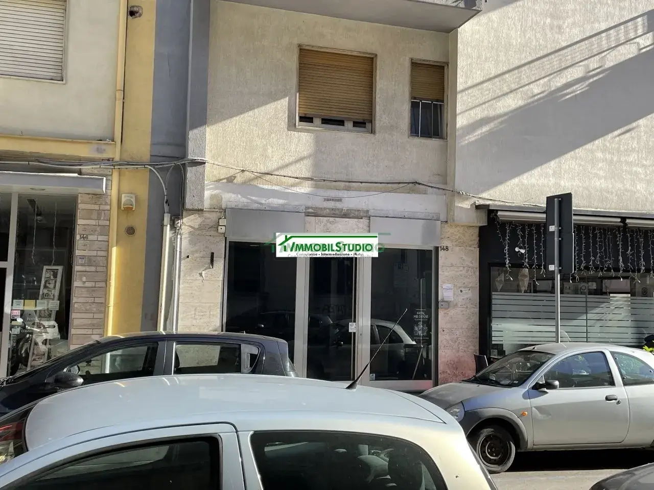 Negozio in Via Trevisani, Bari, {3} - Foto 2