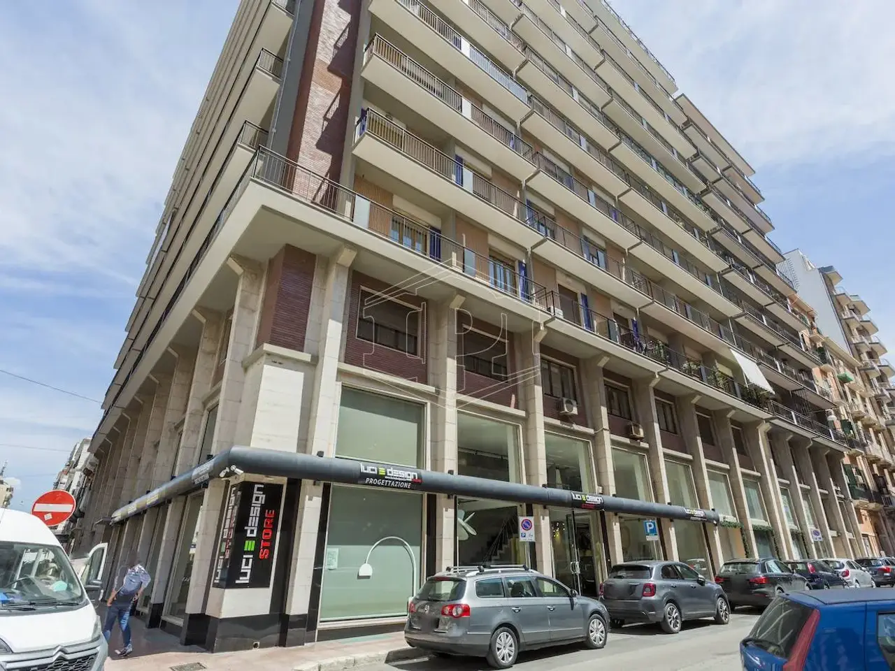 Negozio in Via Mazzini 37, Taranto, {3} - Foto 1