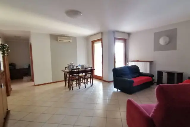 3-room flat in Via Tien An Men, Roncadelle - Photo 1