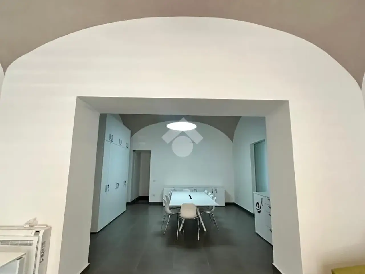 Negozio in Via Fulvio Renella 8, Caserta, {3} - Foto 1