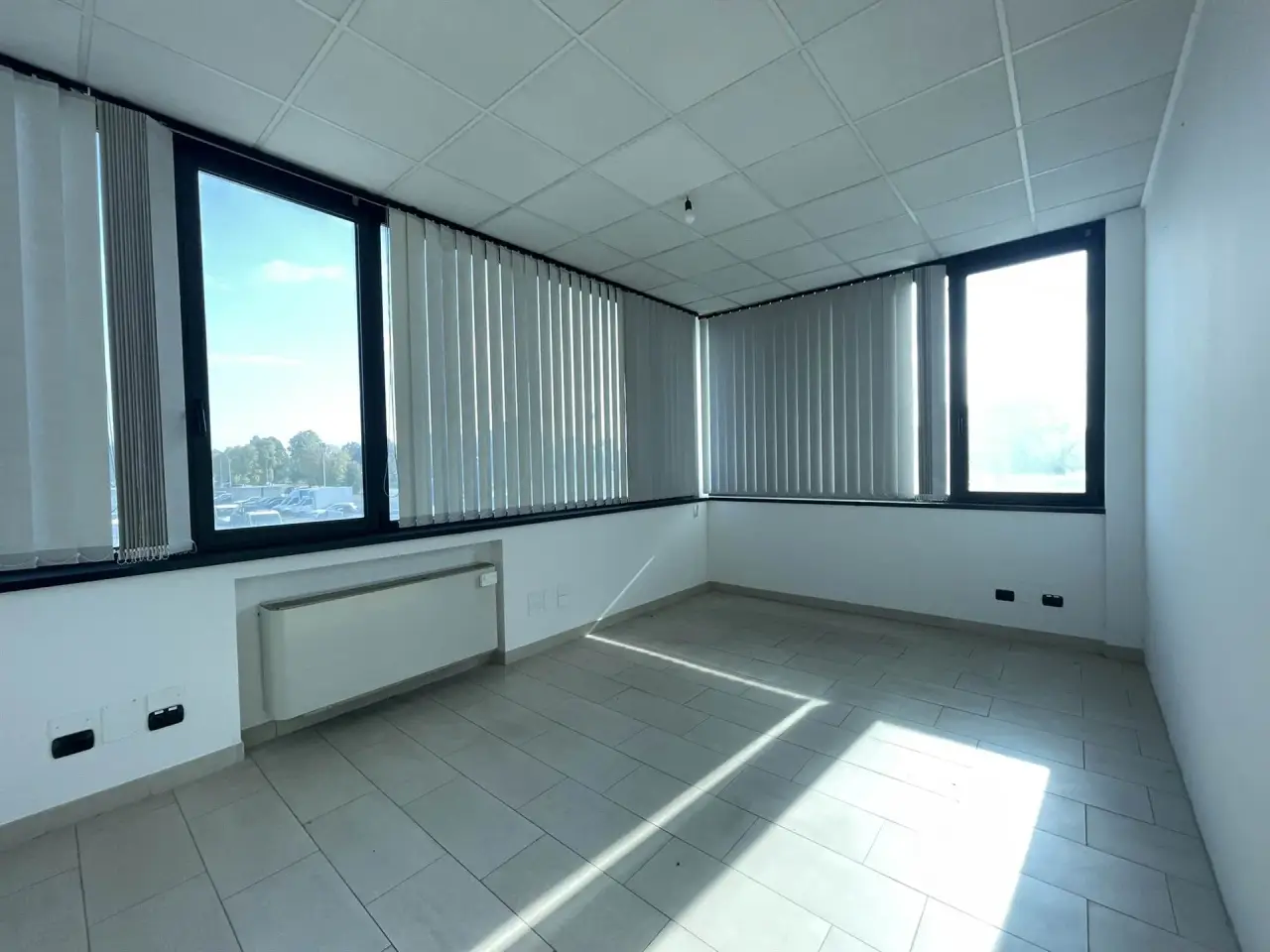 Ufficio in , Piacenza, {3} - Foto 1