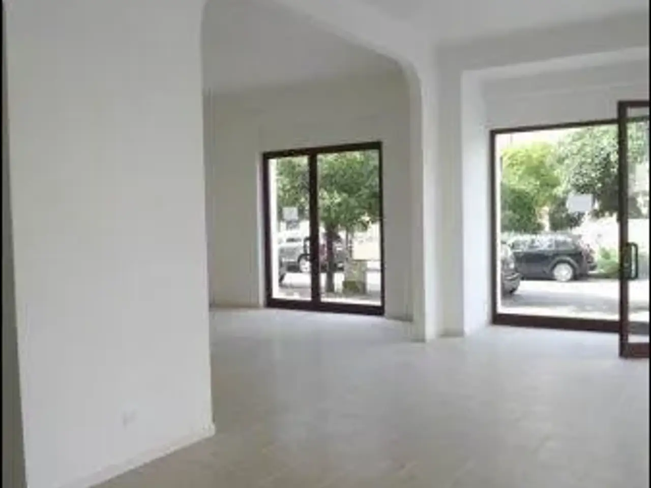 Negozio in Viale Colombo, Camaiore, {3} - Foto 1