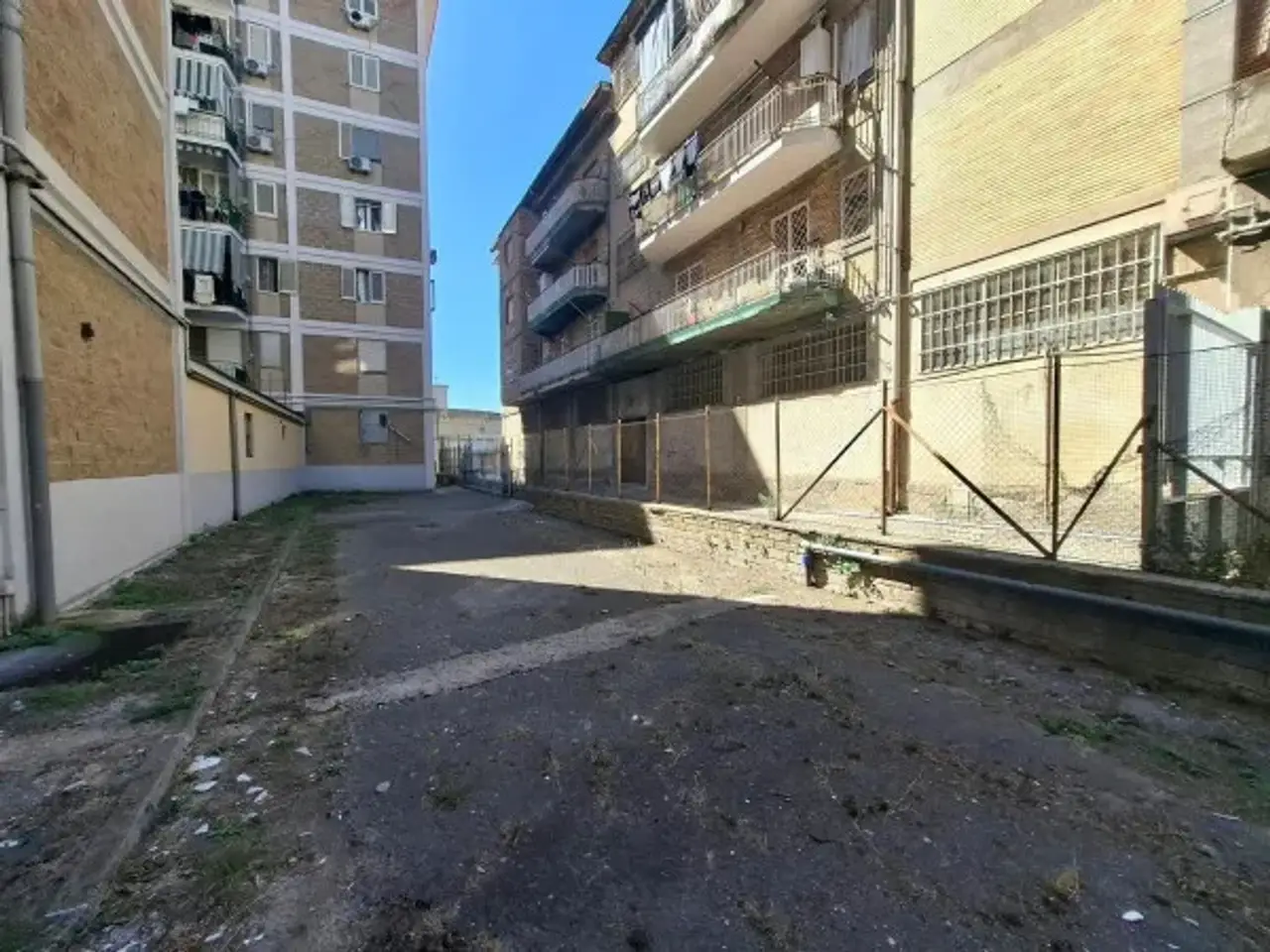 Negozio in Via Nazionale delle Puglie, Casoria, {3} - Foto 1