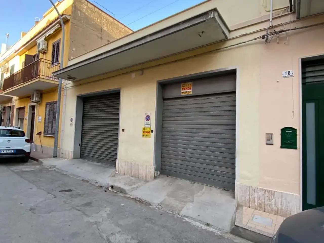 Garage in Via Gaetano Salvemini, Avola, {3} - Foto 1