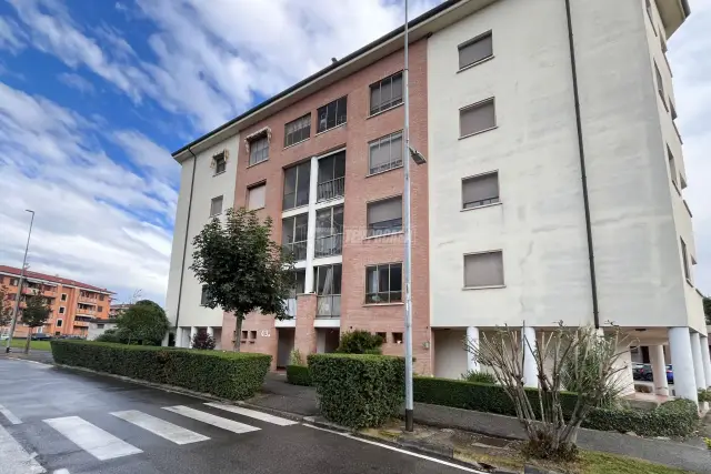 4-room flat, Paullo - Photo 1