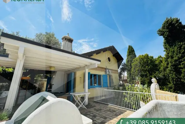 Villa in Strada del Palazzo, Pescara - Foto 1