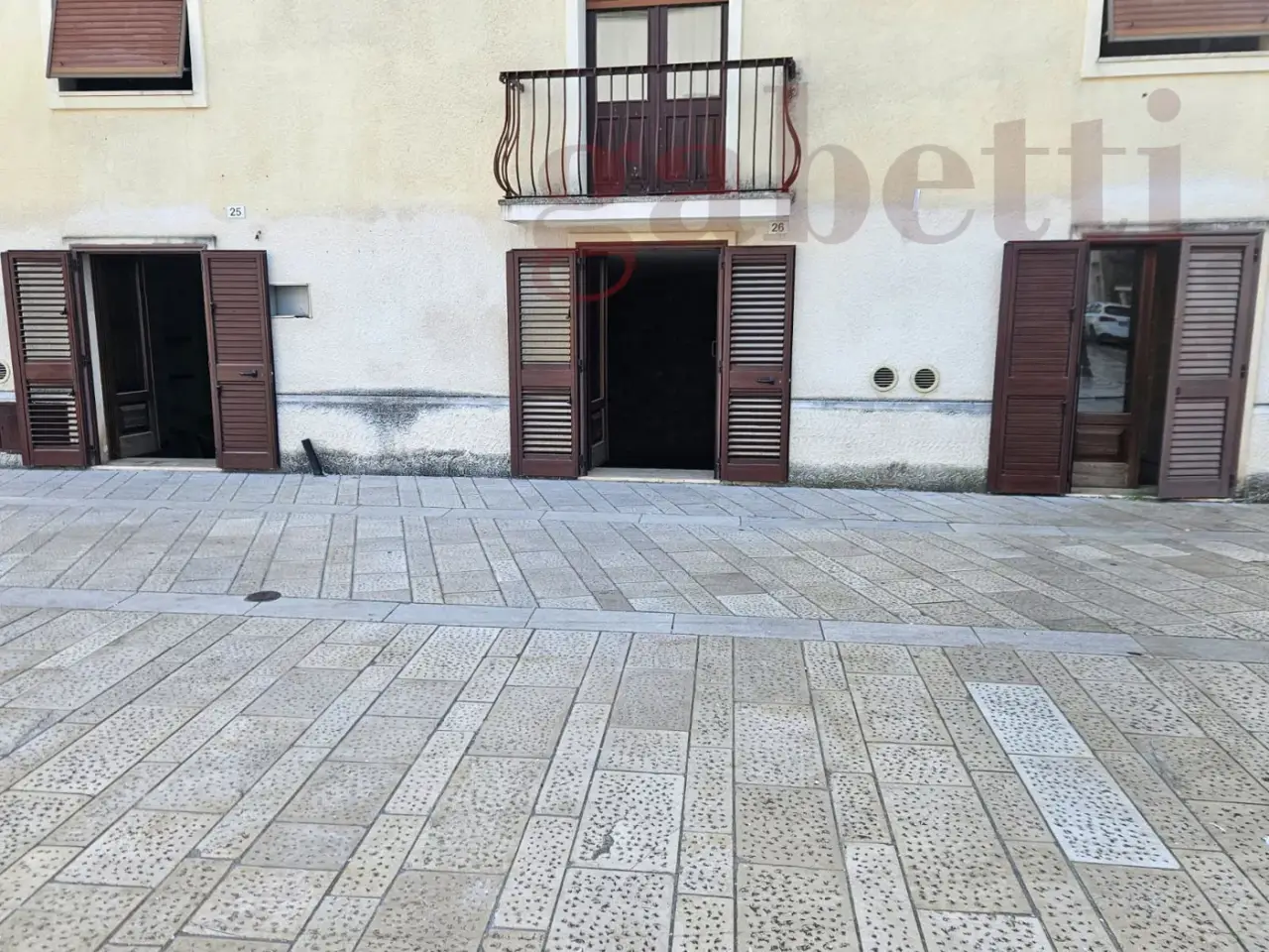 Negozio in Piazza Castello, Copertino, {3} - Foto 1