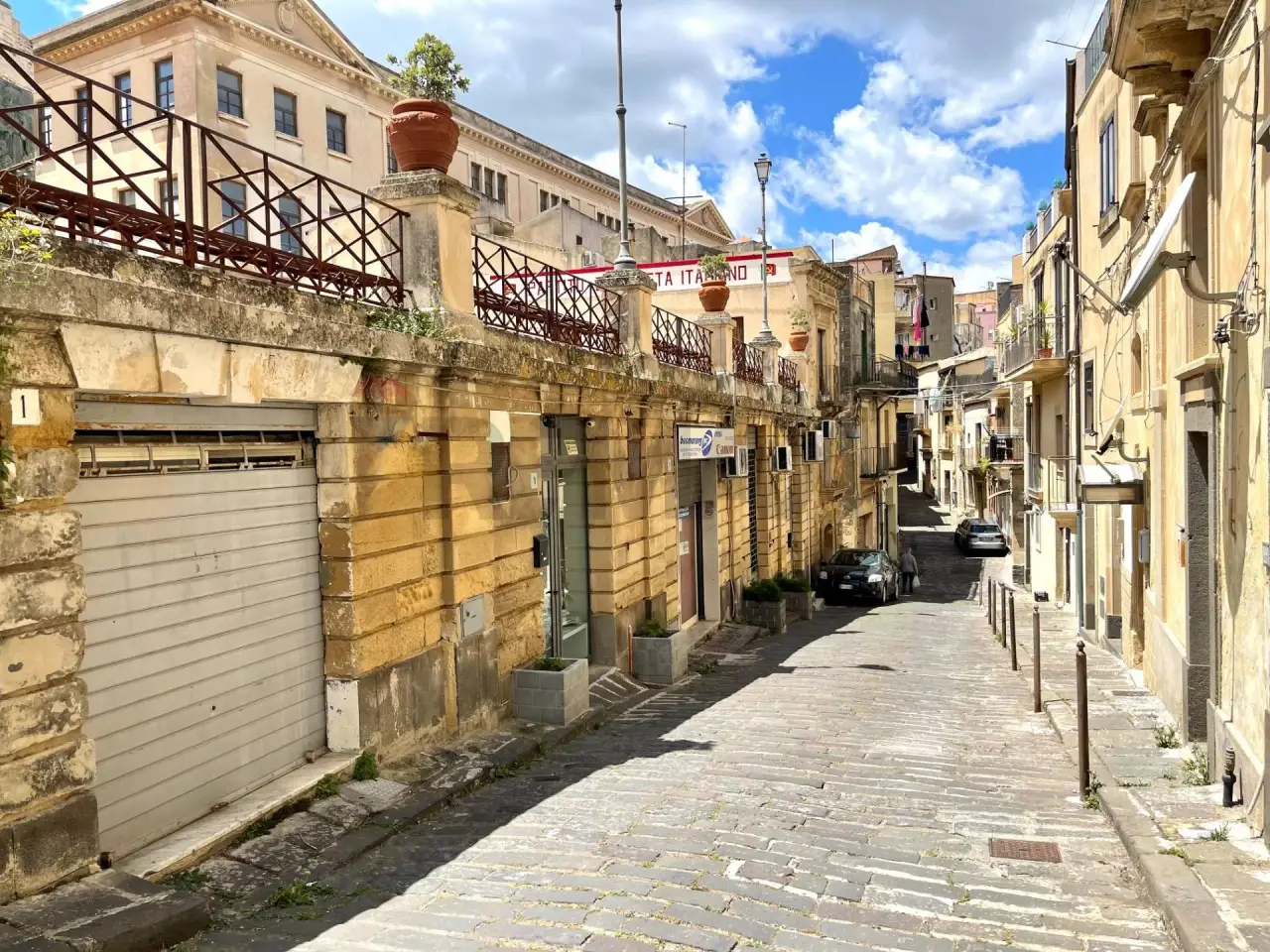 Negozio in Via Ponte Tamburino 9, Mineo, {3} - Foto 1
