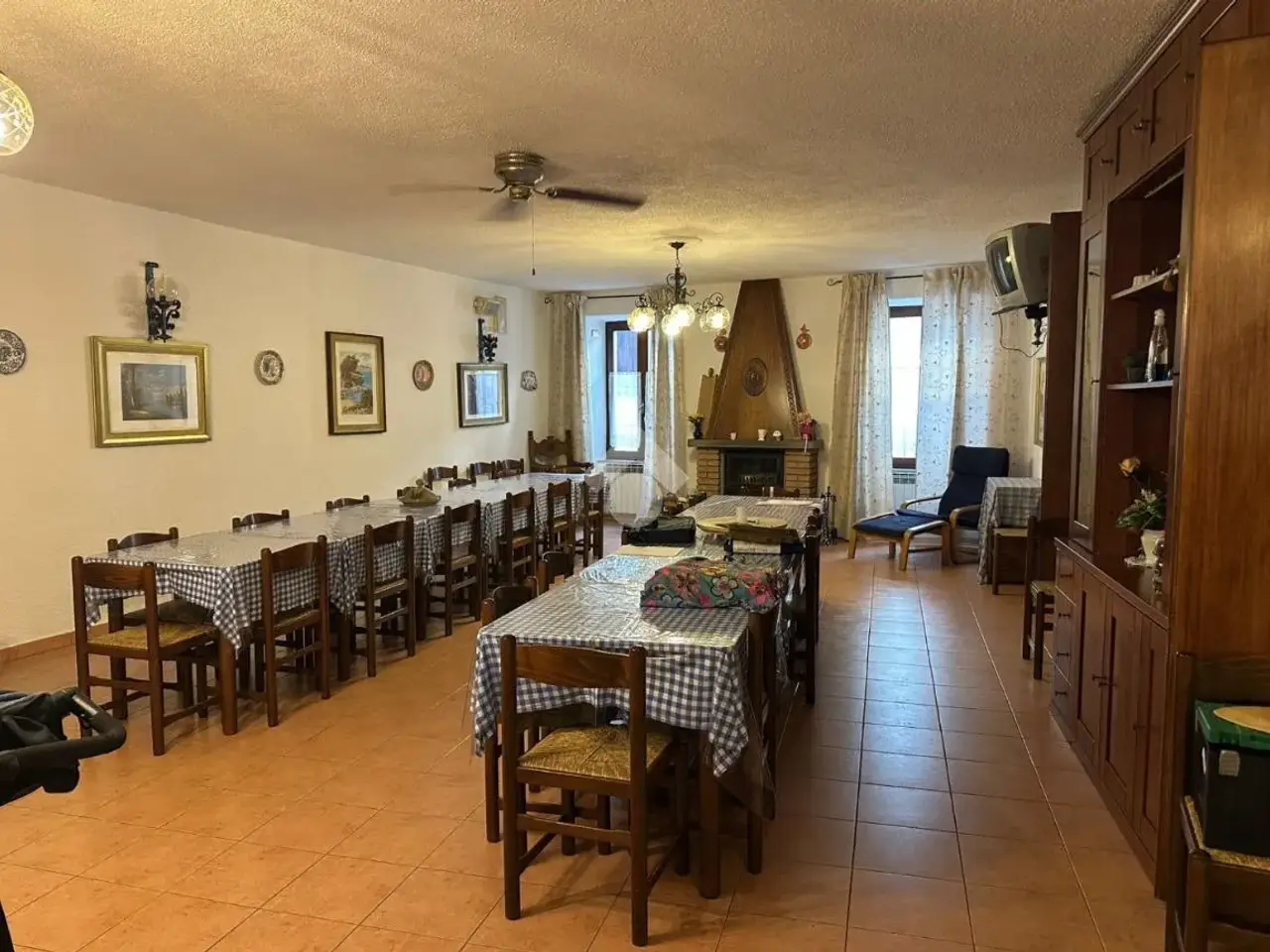 Albergo in Via Regina Elena 99, Angolo Terme, {3} - Foto 1