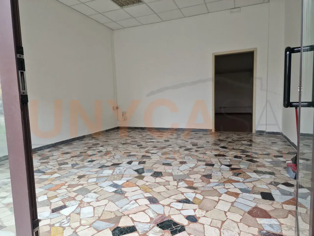 Esercizio commerciale in Via Bonaventura Cavalieri, Padova, {3} - Foto 2