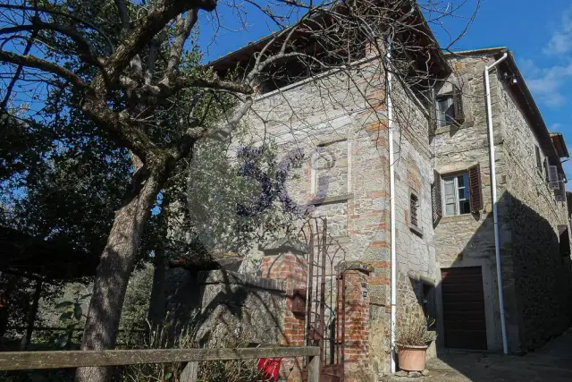 Detached house in Loc. Gello Biscardo, Castiglion Fibocchi - Photo 1