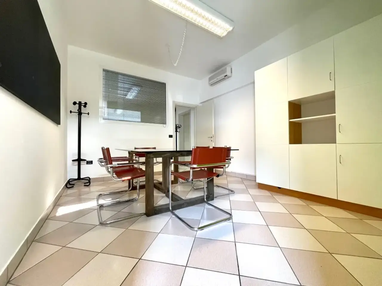 Ufficio in , Montebelluna, {3} - Foto 2
