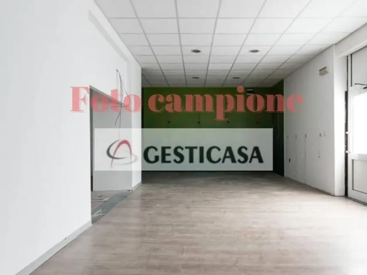 Negozio in Via Campagna Paradiso, Montecchio Maggiore, {3} - Foto 1
