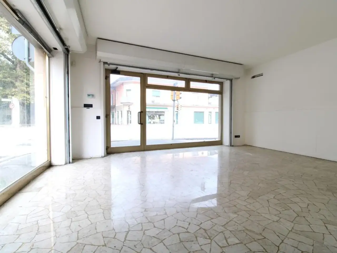Negozio in Via Roma 47, Sovizzo, {3} - Foto 1
