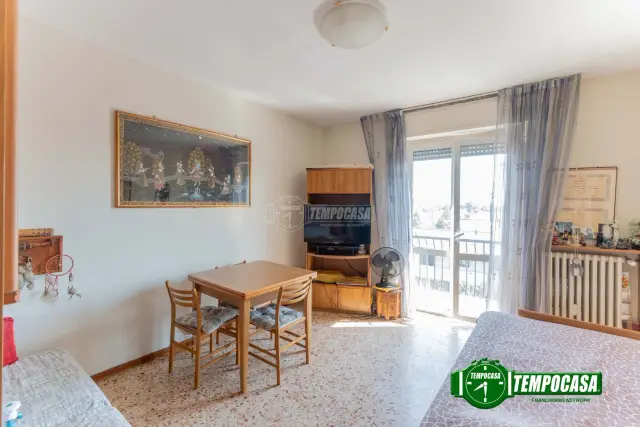 2-room flat in Via Lincoln 12, Cinisello Balsamo - Photo 1