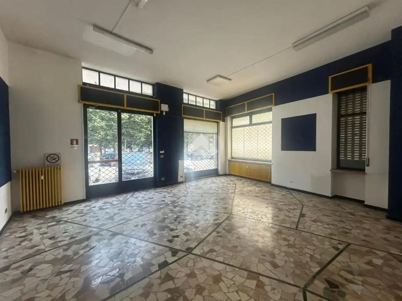 Negozio in Corso Italia 63, Rivarolo Canavese, {3} - Foto 1