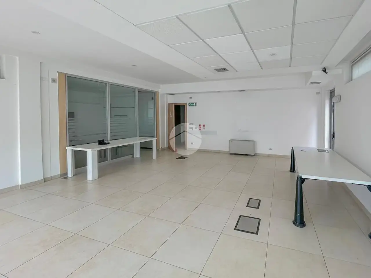 Negozio in Via Marco Polo 1, Palazzo Pignano, {3} - Foto 2
