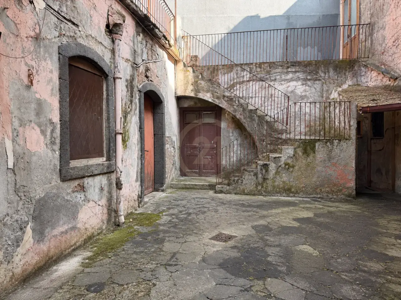 Palazzina commerciale in Via Cavour 32, Acireale, {3} - Foto 2