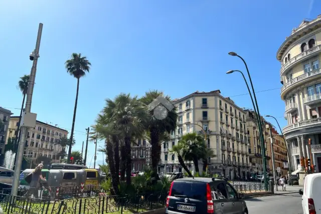 Garage or car box in {3}, Piazza Sannazaro 71 - Photo 1