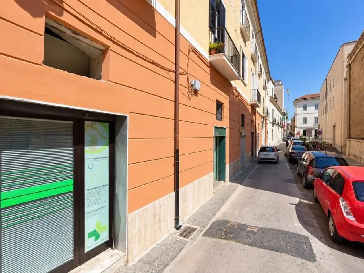 Negozio in Piazza Sant'Anna 70, Caserta, {3} - Foto 2