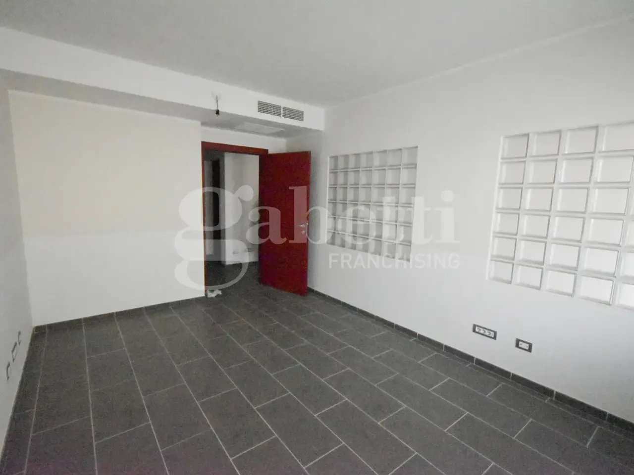 Ufficio in Via Ghana 17, Olbia, {3} - Foto 2