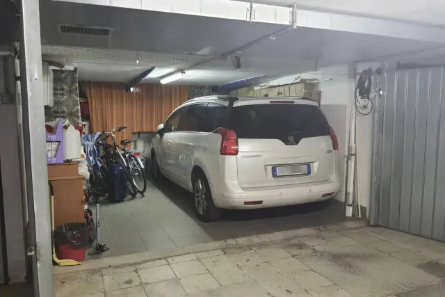 Garage or car box in {3}, Viale Sebastiano Venier 276 - Photo 1