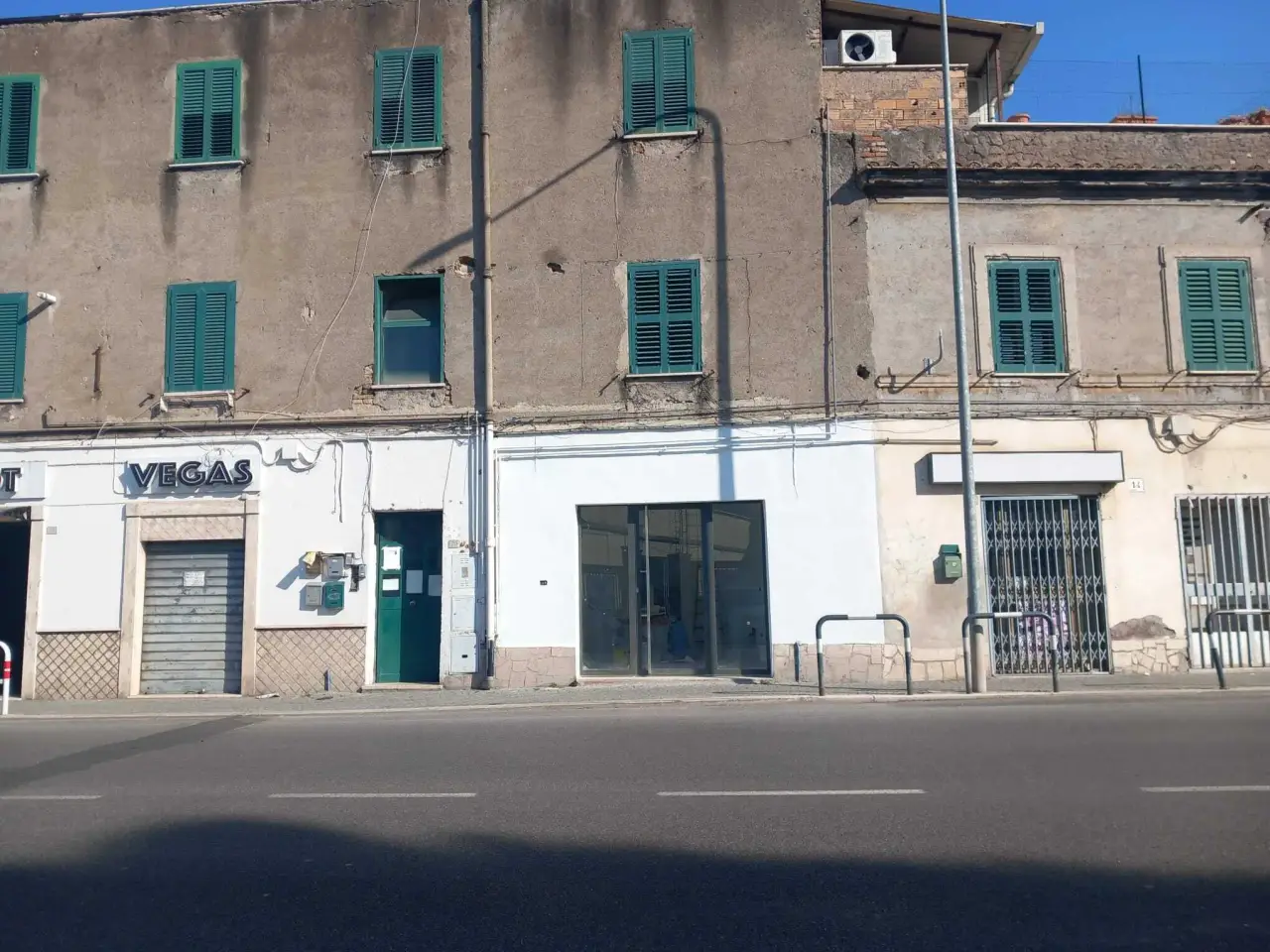 Negozio in Via Nazionale Tiburtina 62, Tivoli, {3} - Foto 1