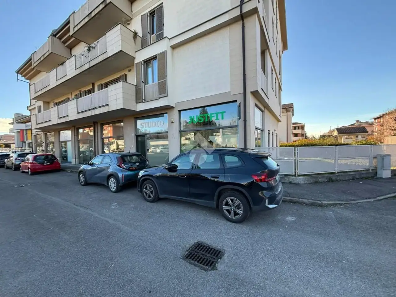 Negozio in Via G. Deledda 53, Desio, {3} - Foto 1