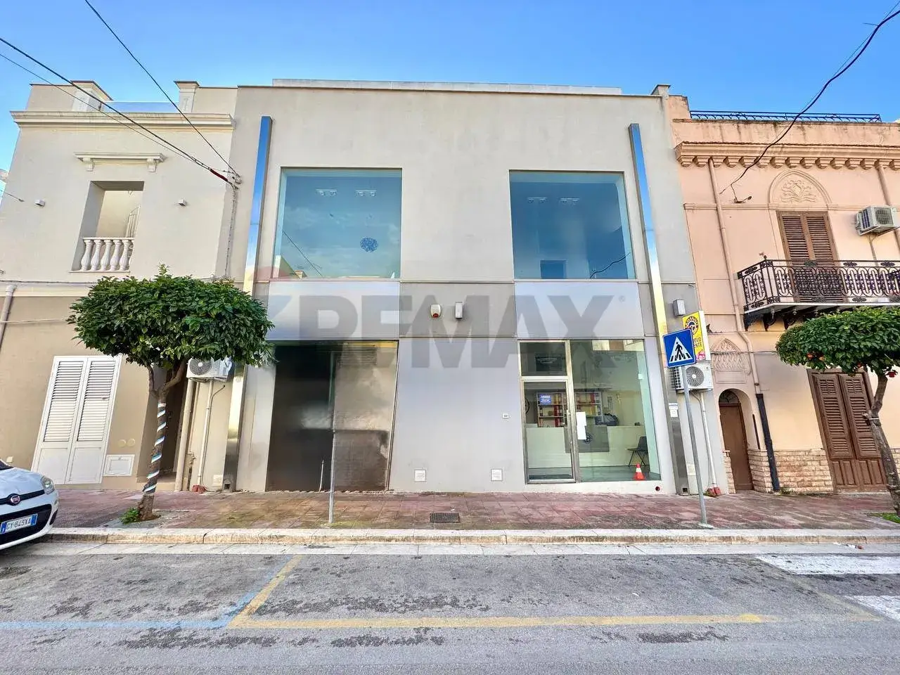 Negozio in Corso Vittorio Emanuele III 234, Terrasini, {3} - Foto 2