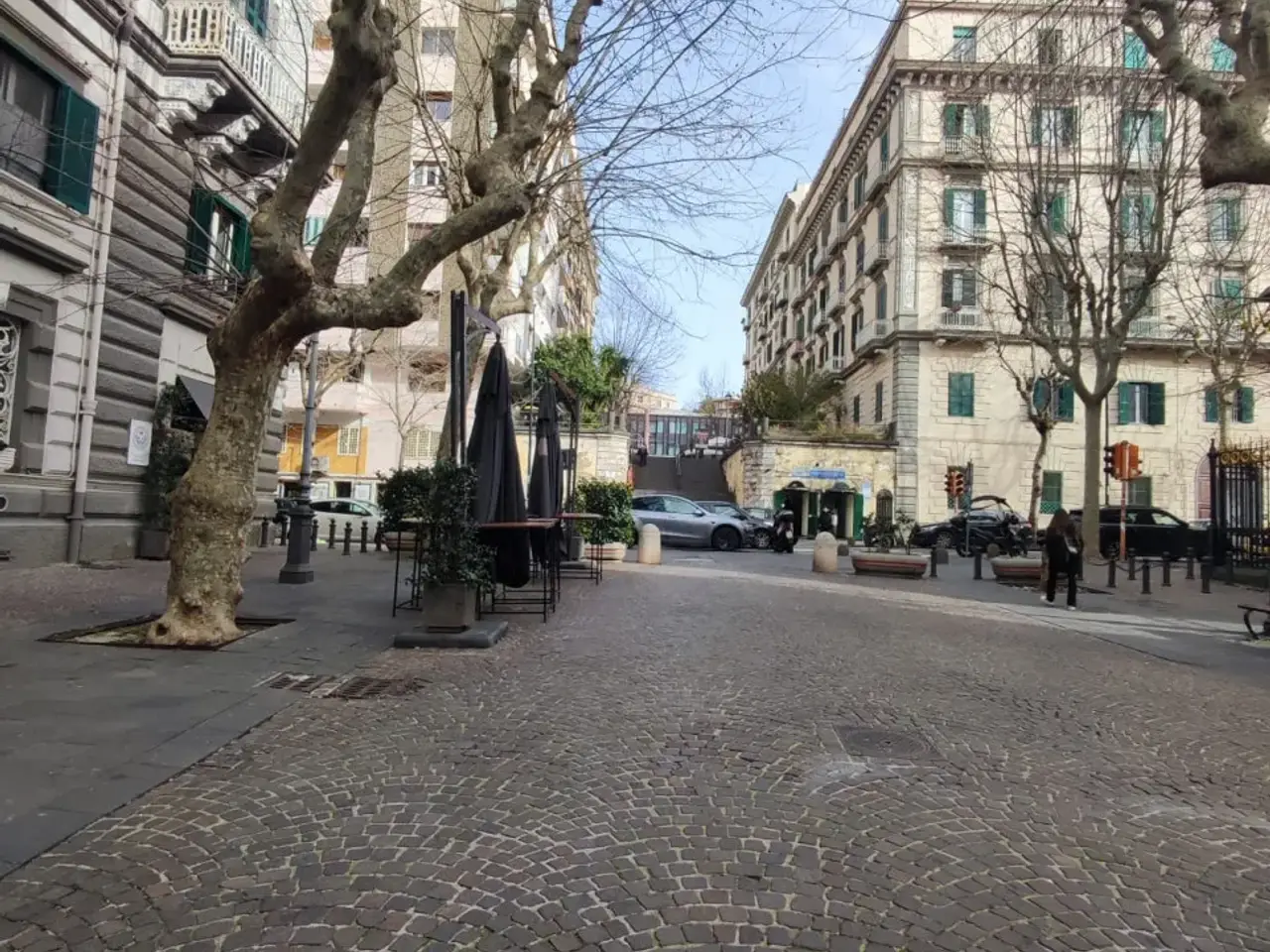 Esercizio commerciale in Via Scarlatti, Napoli, {3} - Foto 1