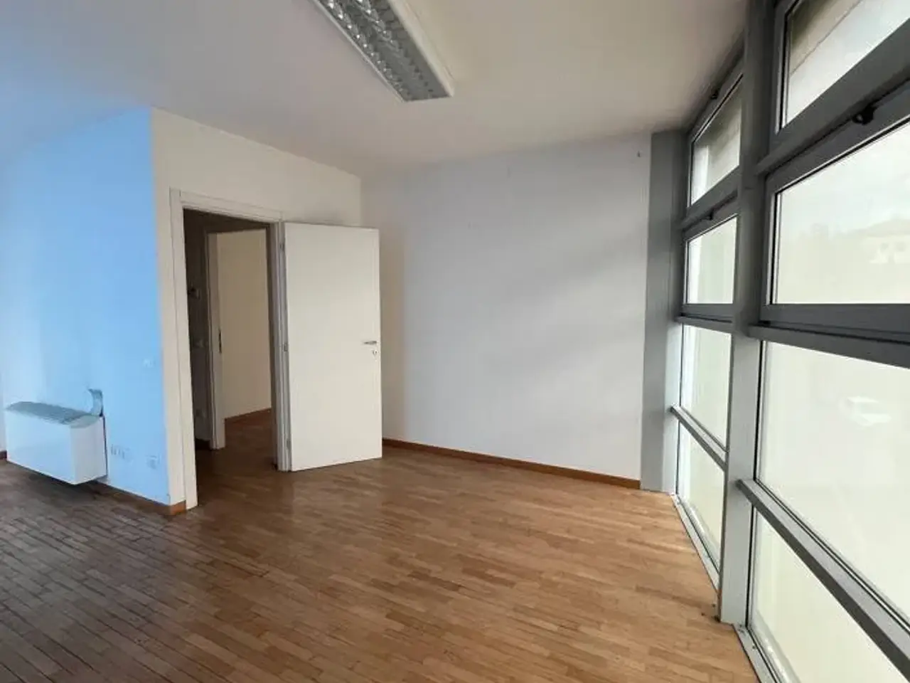 Ufficio in Via Giuseppe Giacosa, Bologna, {3} - Foto 1